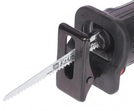 Сабельная пила Makita M4501